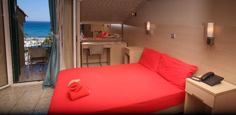 Captain's House Hotel 2*